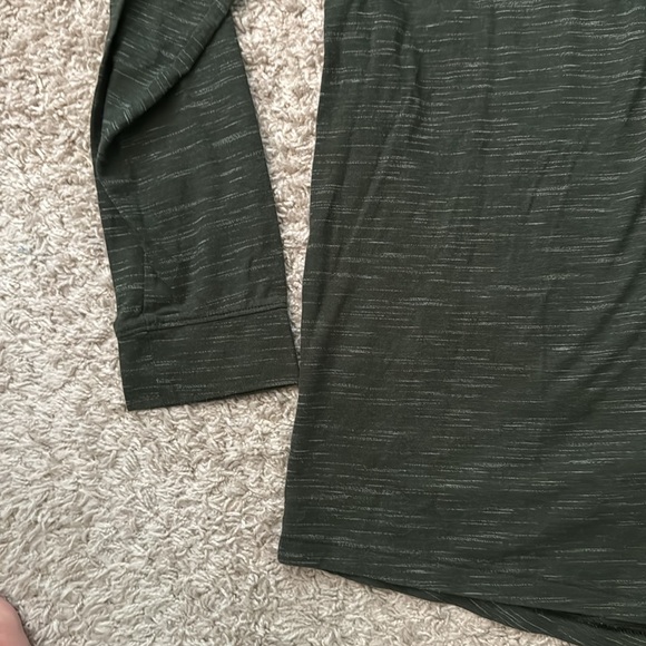 EUC Men’s Under Armour Artillery Green/Graphite Sportstyle Core Hoodie Size XL - Picture 6 of 9